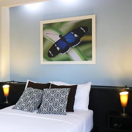 Hotel-Restaurante Ancora Puerto López Dış mekan fotoğraf
