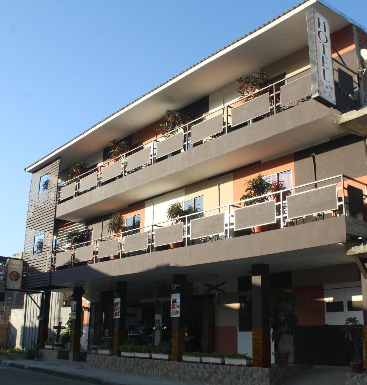 Hotel-Restaurante Ancora Puerto López Dış mekan fotoğraf